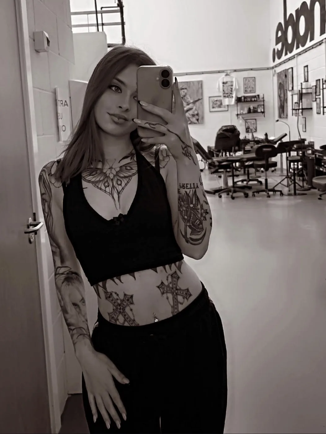 lana, blackwork & stipple tattoo artist at shade. studio, yaxley peterborough